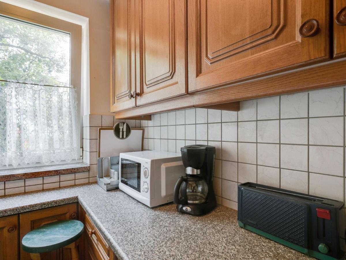 Lively Holiday Home In Wien With Private Garden Ngoại thất bức ảnh